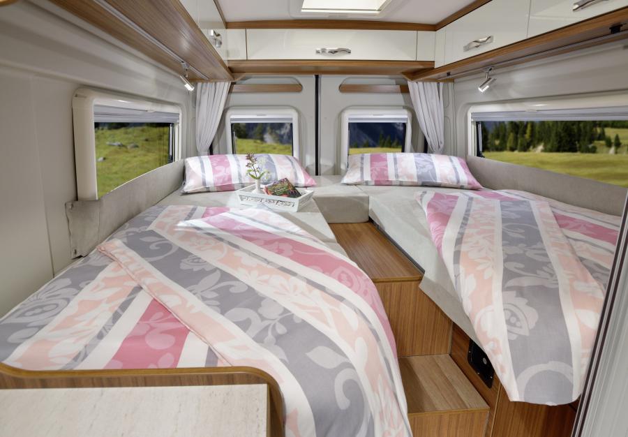 Интерьер Globecar Globestar 600 L 2015 года  (фото 4 из 6)
